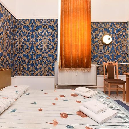 Historical Lion'S Bridge 1-Bedroom Apartment By Flat Mаnager Sofia Exterior photo