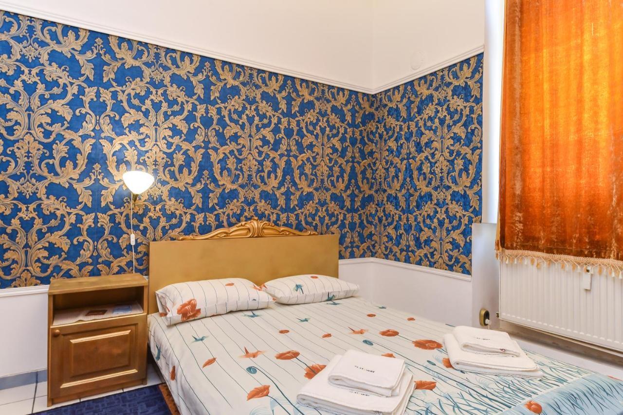 Historical Lion'S Bridge 1-Bedroom Apartment By Flat Mаnager Sofia Exterior photo
